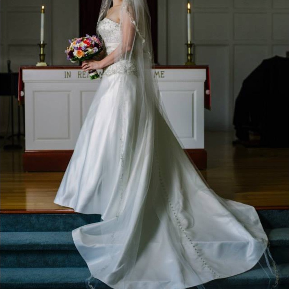 Allure Wedding Gown AND Cathedral Veil Blusher